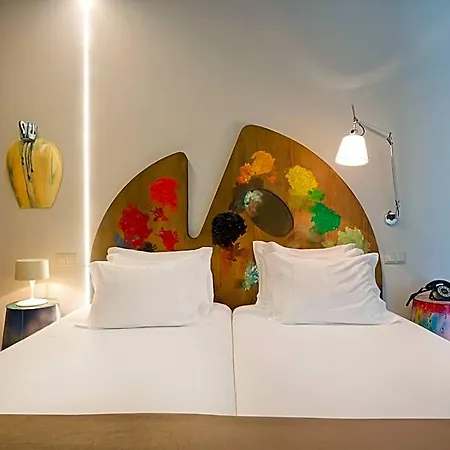Fabrica Do Chocolate Hotel 4*